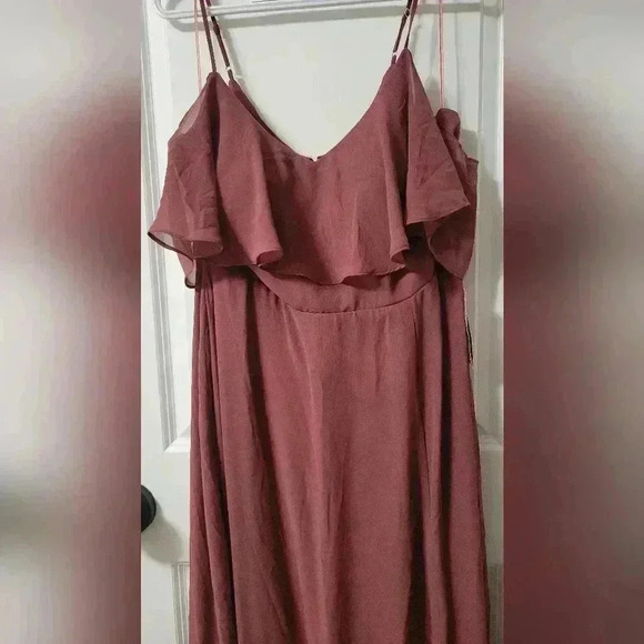 Jane Convertible Dress With Slit - Picture 3 of 9